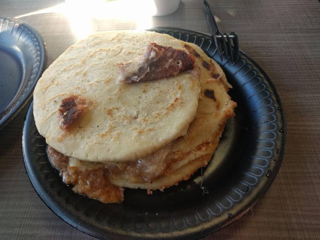 Carrusel Bakery | restaurant | 13923 Van Nuys Blvd, Arleta, CA 91331, USA | 8188967999 OR +1 818-896-7999