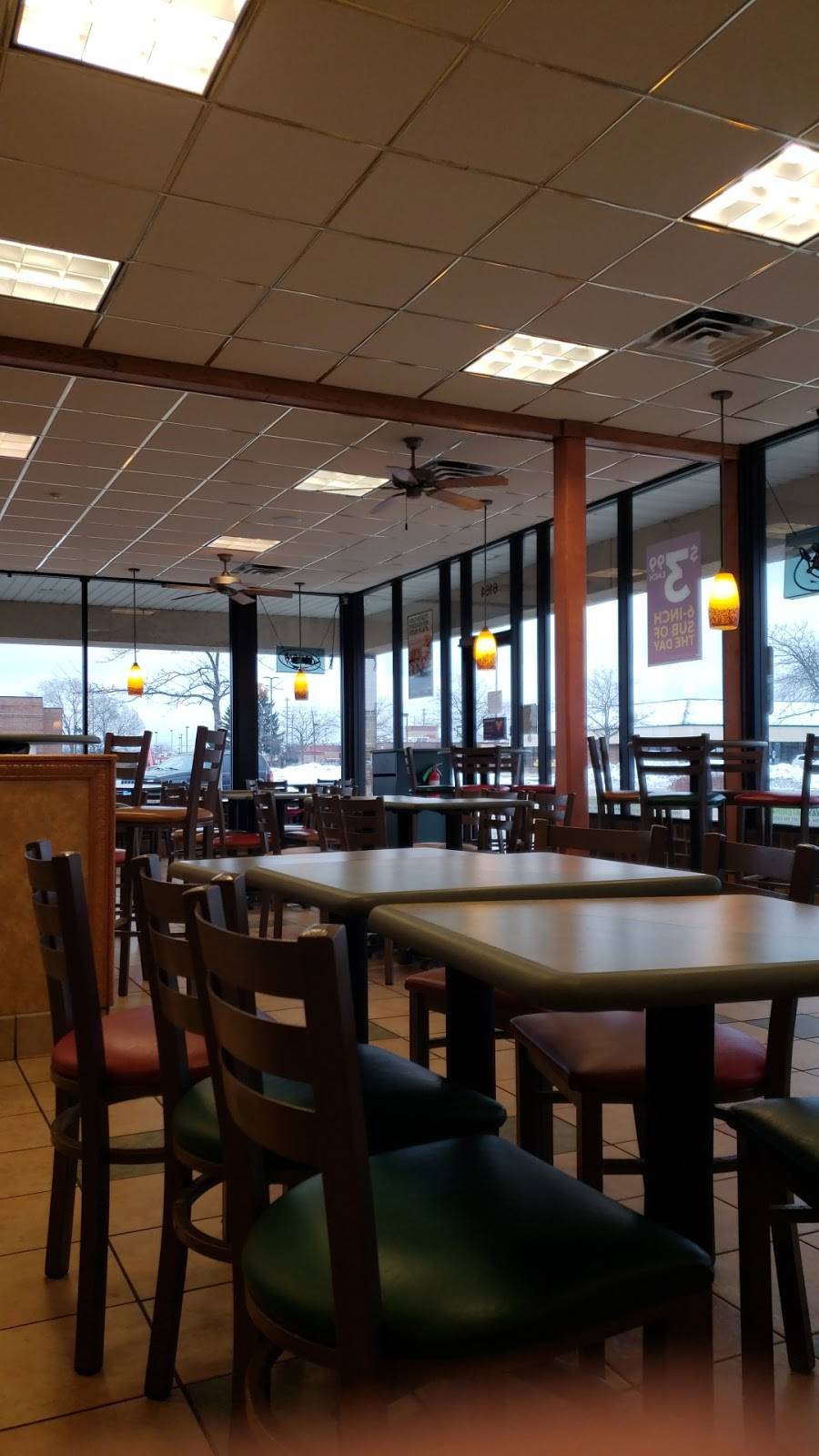 Subway Restaurants | restaurant | 6166 Northwest Hwy, Crystal Lake, IL 60014, USA | 8154553535 OR +1 815-455-3535