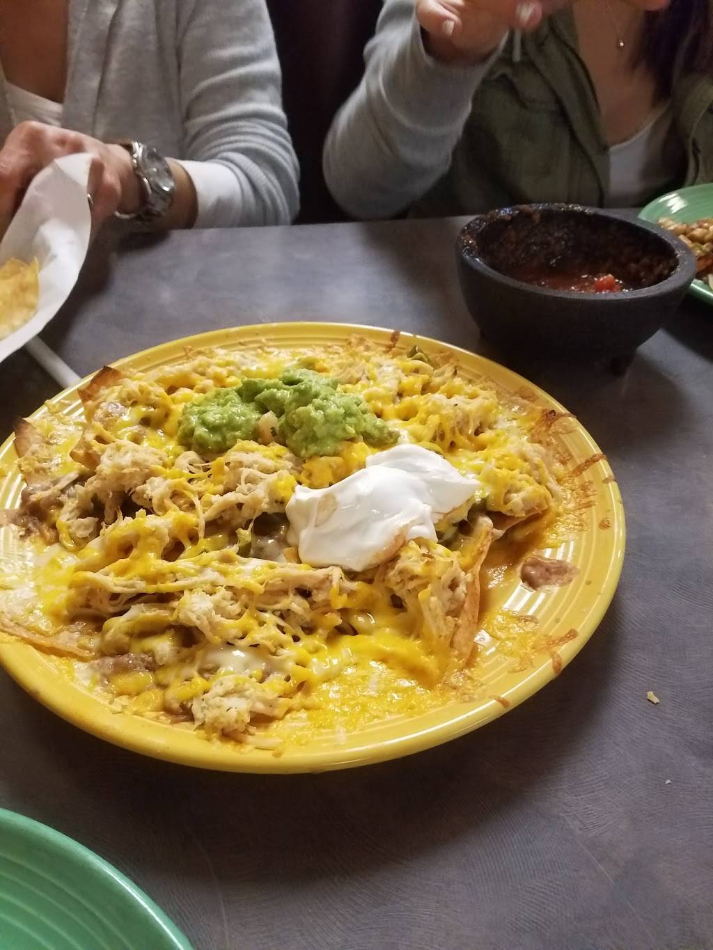 El Tarasco Mexican Food | restaurant | 350 N Sepulveda Blvd, Manhattan Beach, CA 90266, USA | 3104068399 OR +1 310-406-8399