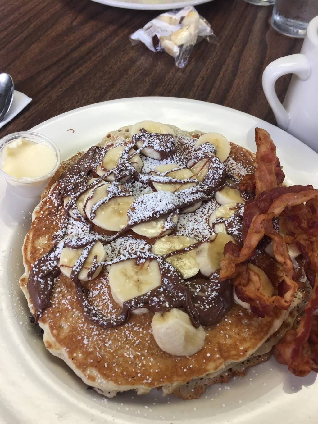 Jenis Main Street Grill | restaurant | 54195 NY-25, Southold, NY 11971, USA | 6317659610 OR +1 631-765-9610