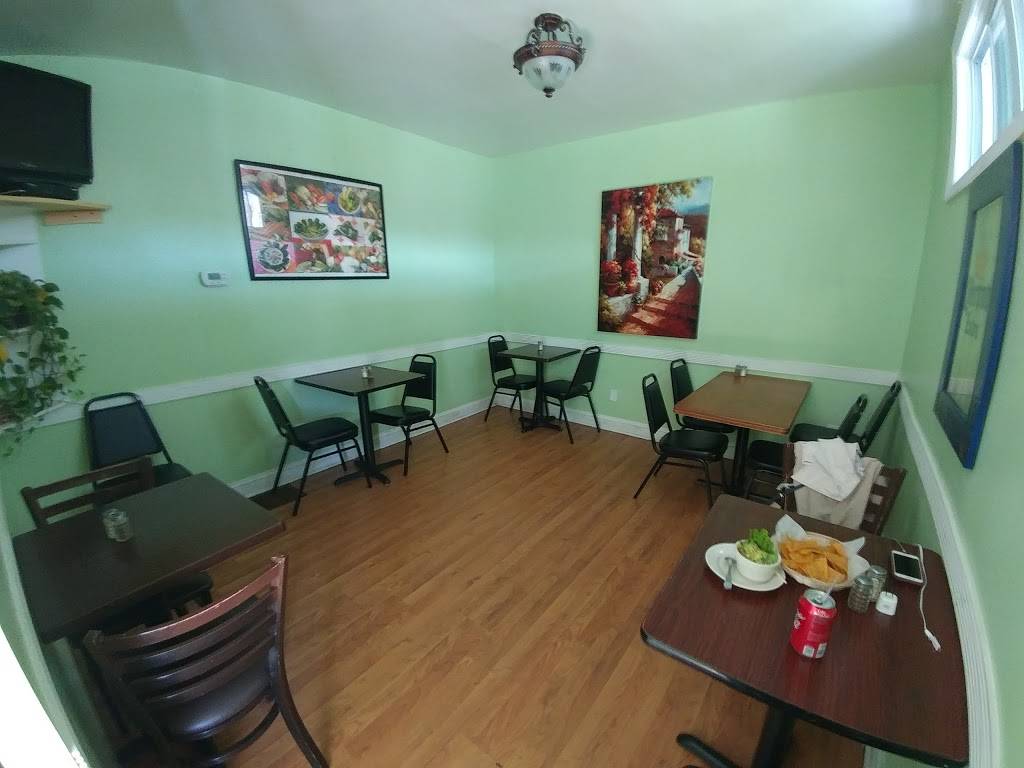 Laguna Gourmet | restaurant | 10 Cross St, White Plains, NY 10606, USA | 9142851610 OR +1 914-285-1610