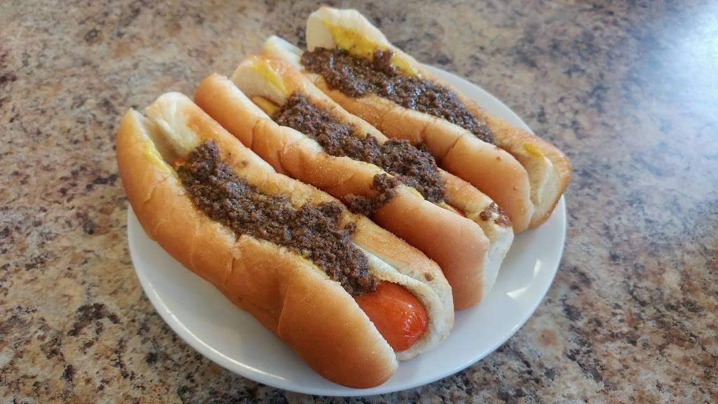 Wein-O-Rama | restaurant | 1009 Oaklawn Ave, Cranston, RI 02920, USA | 4019434990 OR +1 401-943-4990