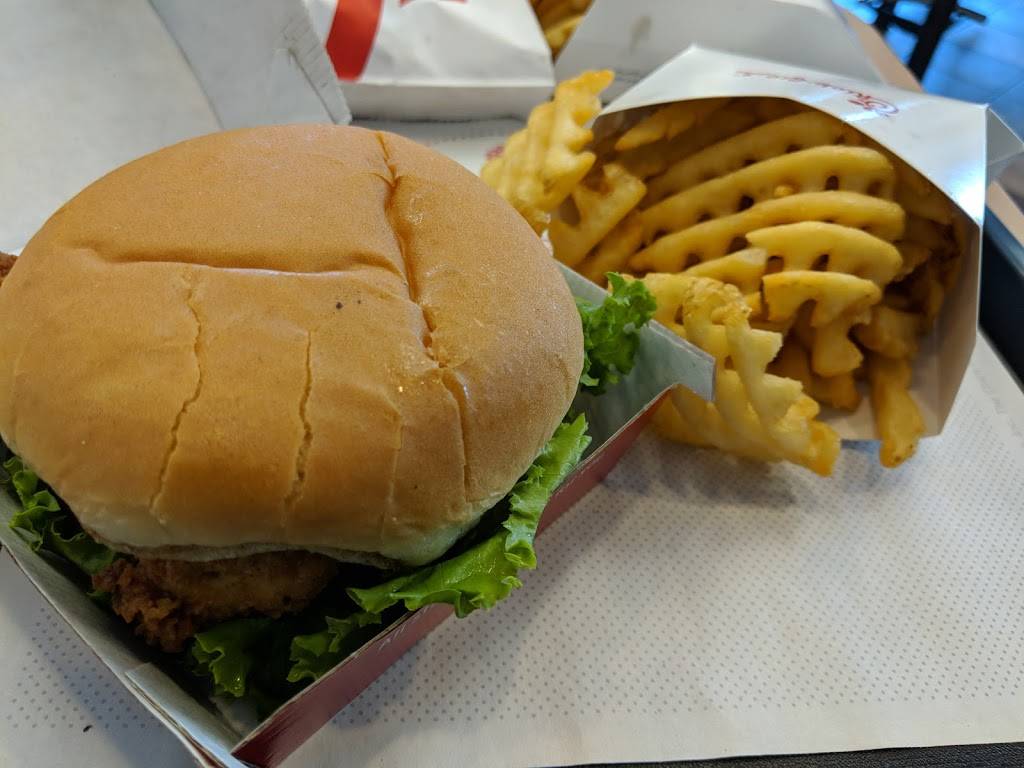 Chick-fil-A | restaurant | 449 N Moorpark Rd, Thousand Oaks, CA 91360, USA | 8053791611 OR +1 805-379-1611