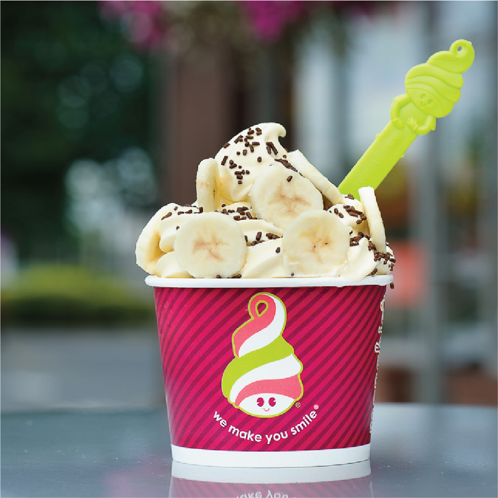 Menchies Frozen Yogurt | bakery | 4929 Eagle Rock Blvd, Los Angeles, CA 90041, USA | 3237390133 OR +1 323-739-0133