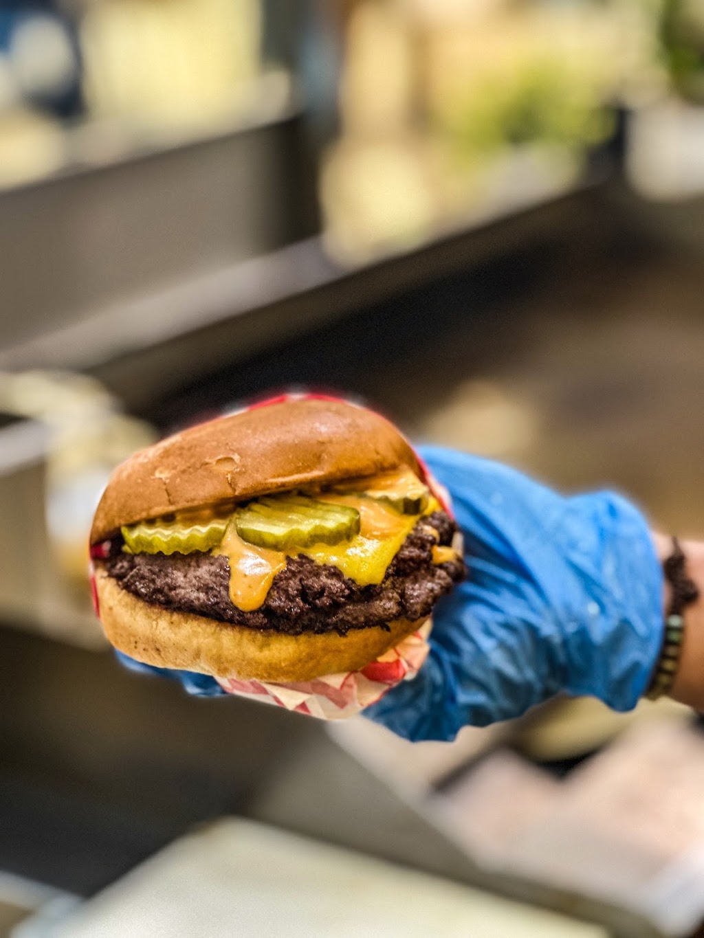 Burger Revolution | restaurant | 7600 Kingston Pike #1344, Knoxville, TN 37919, USA | 8655009696 OR +1 865-500-9696