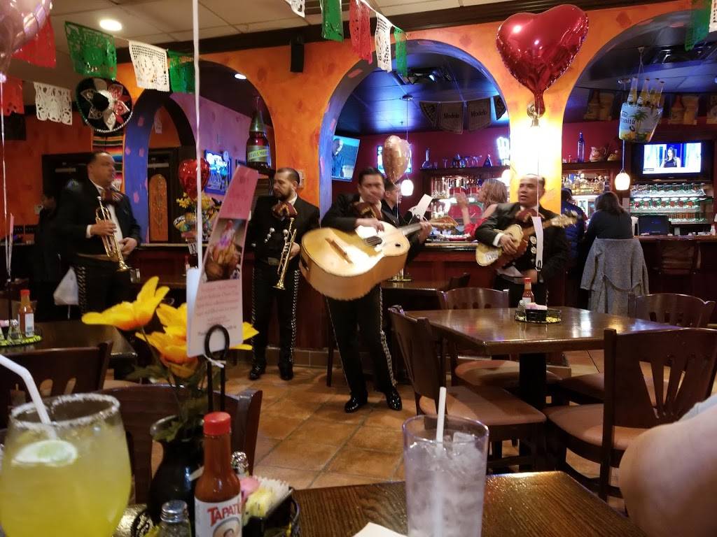 Fiesta Tapatia | restaurant | 431 E Main St, Middletown, DE 19709, USA | 3023789900 OR +1 302-378-9900