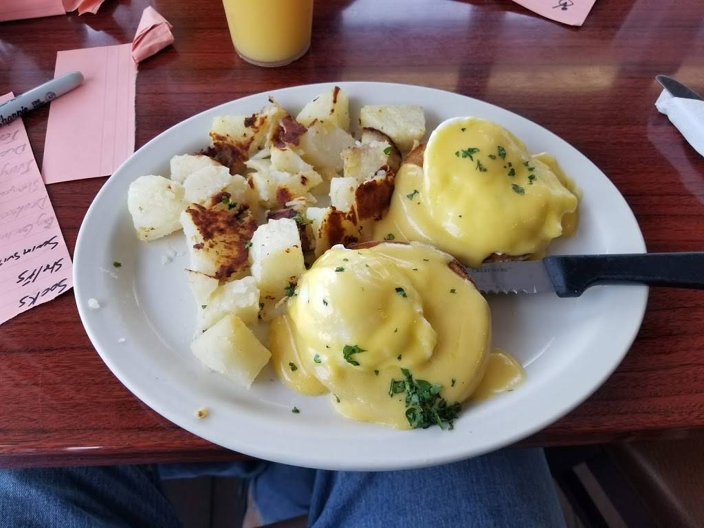 Kays Family Restaurant | restaurant | 6475 Central Avenue North, St. Petersburg, FL 33710, USA | 7273817119 OR +1 727-381-7119