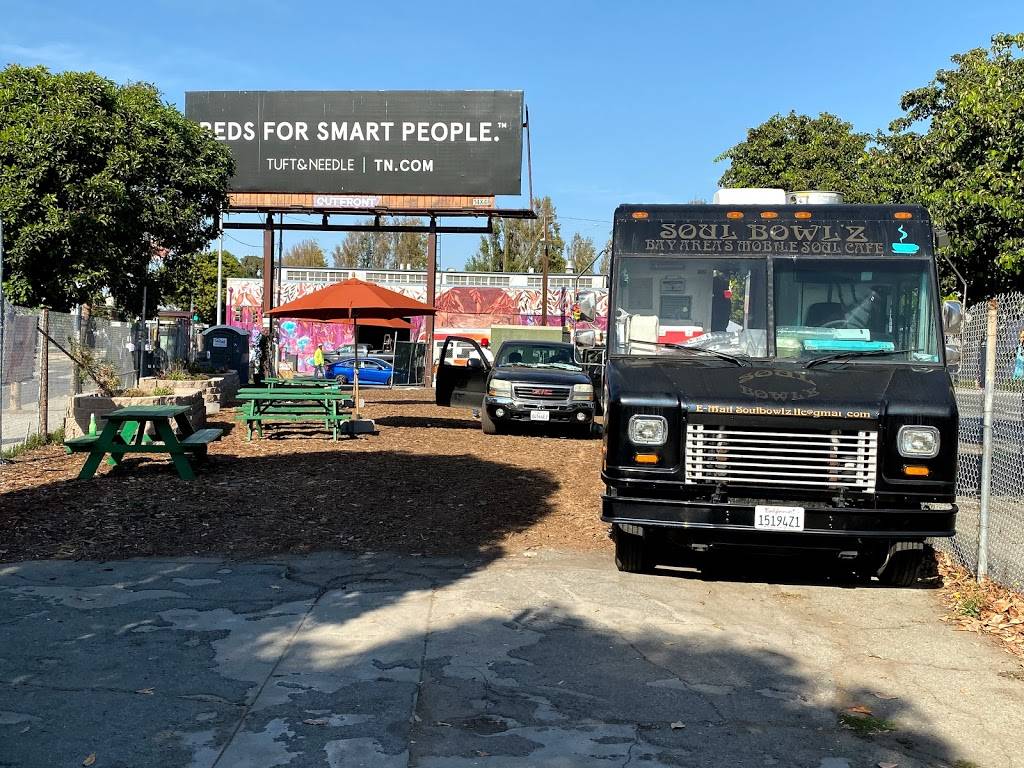 Bayview Bistro | restaurant | 4101 3rd St, San Francisco, CA 94124, USA | 5104670457 OR +1 510-467-0457