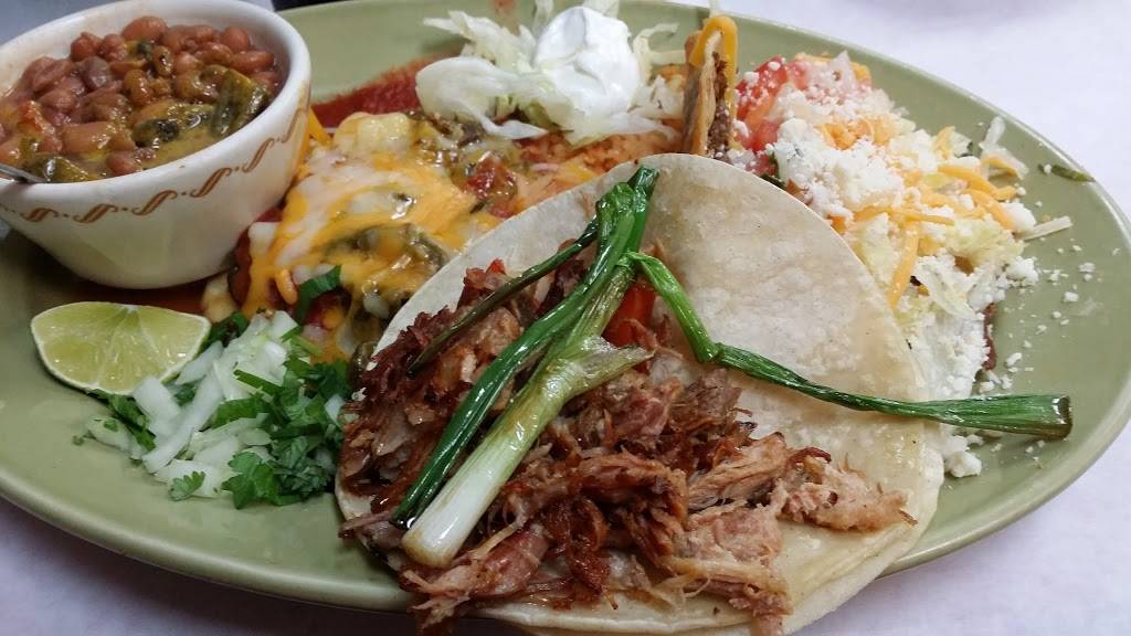 Ajos Y Cebollas Mexican | restaurant | 1648 Tyler Ave D, El Monte, CA 91733, USA | 6262796511 OR +1 626-279-6511