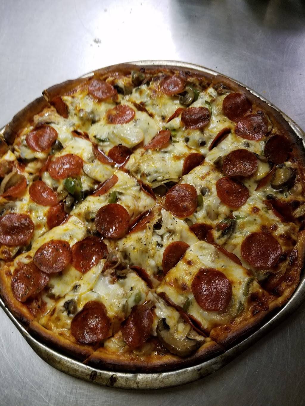 Marylins Pizza | restaurant | 23 W 16th St, Chicago Heights, IL 60411, USA | 7087543414 OR +1 708-754-3414