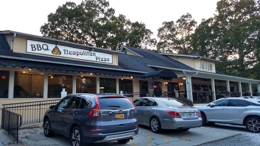 Flat Rock Wood Room | restaurant | 1501 Greenville Hwy, Hendersonville, NC 28792, USA | 8284351391 OR +1 828-435-1391