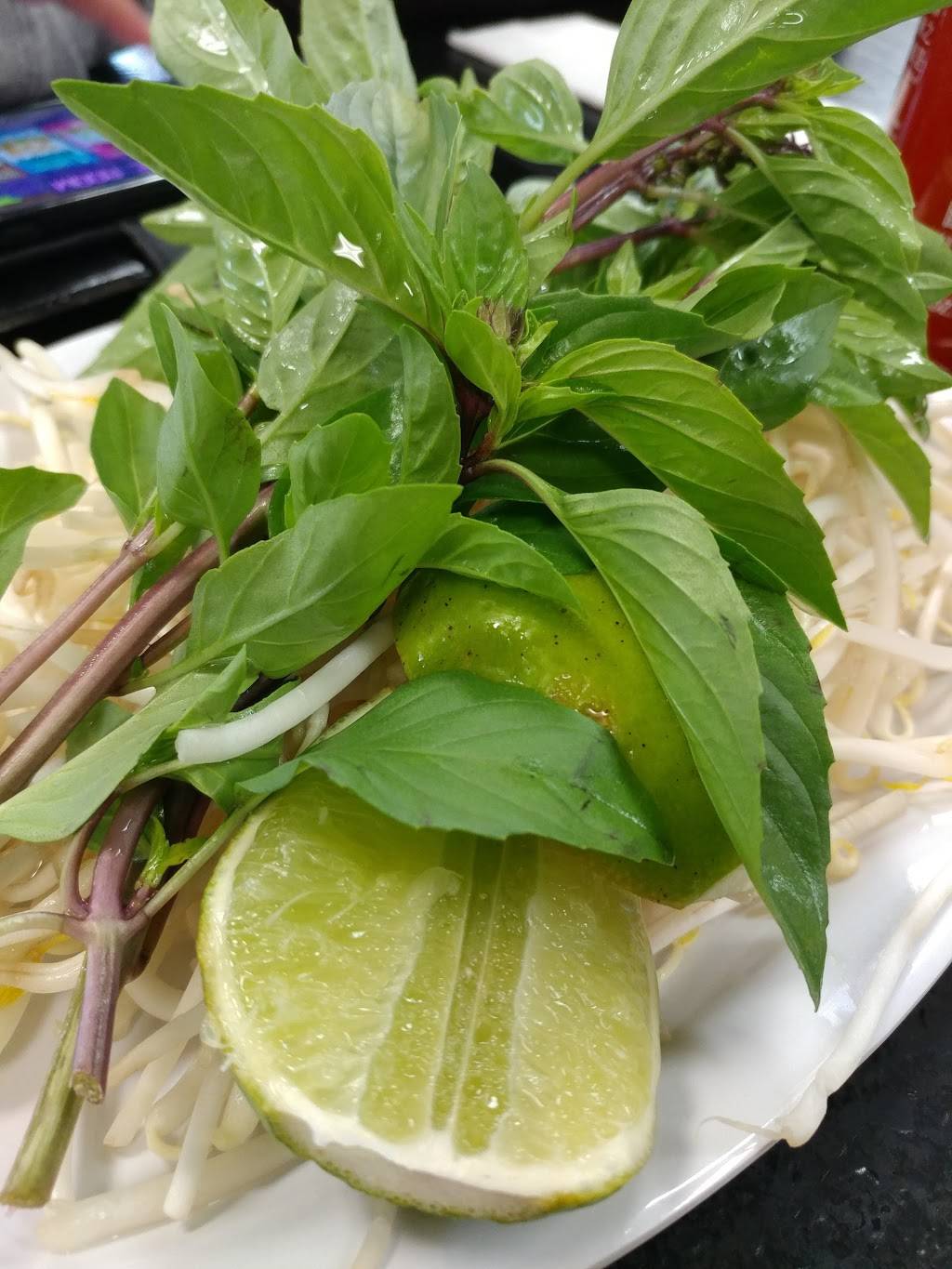 Phở 881 | restaurant | 3550, 881 E Anaheim St, Long Beach, CA 90813, USA | 5625995305 OR +1 562-599-5305