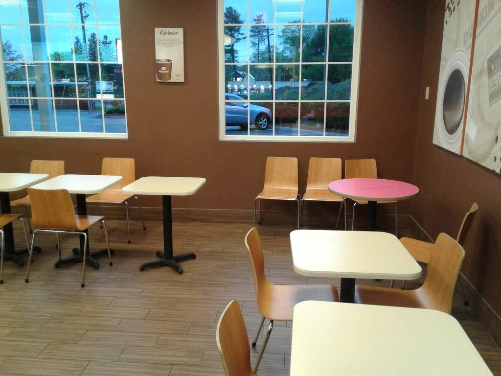 Dunkin | bakery | 450 Broadway, Methuen, MA 01844, USA | 9786857108 OR +1 978-685-7108