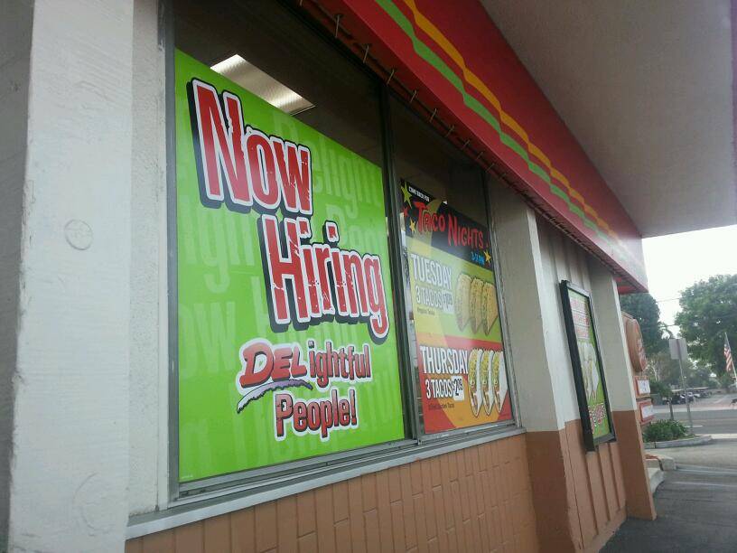 Del Taco | meal takeaway | 5740 Riverside Dr, Chino, CA 91710, USA | 9096275917 OR +1 909-627-5917