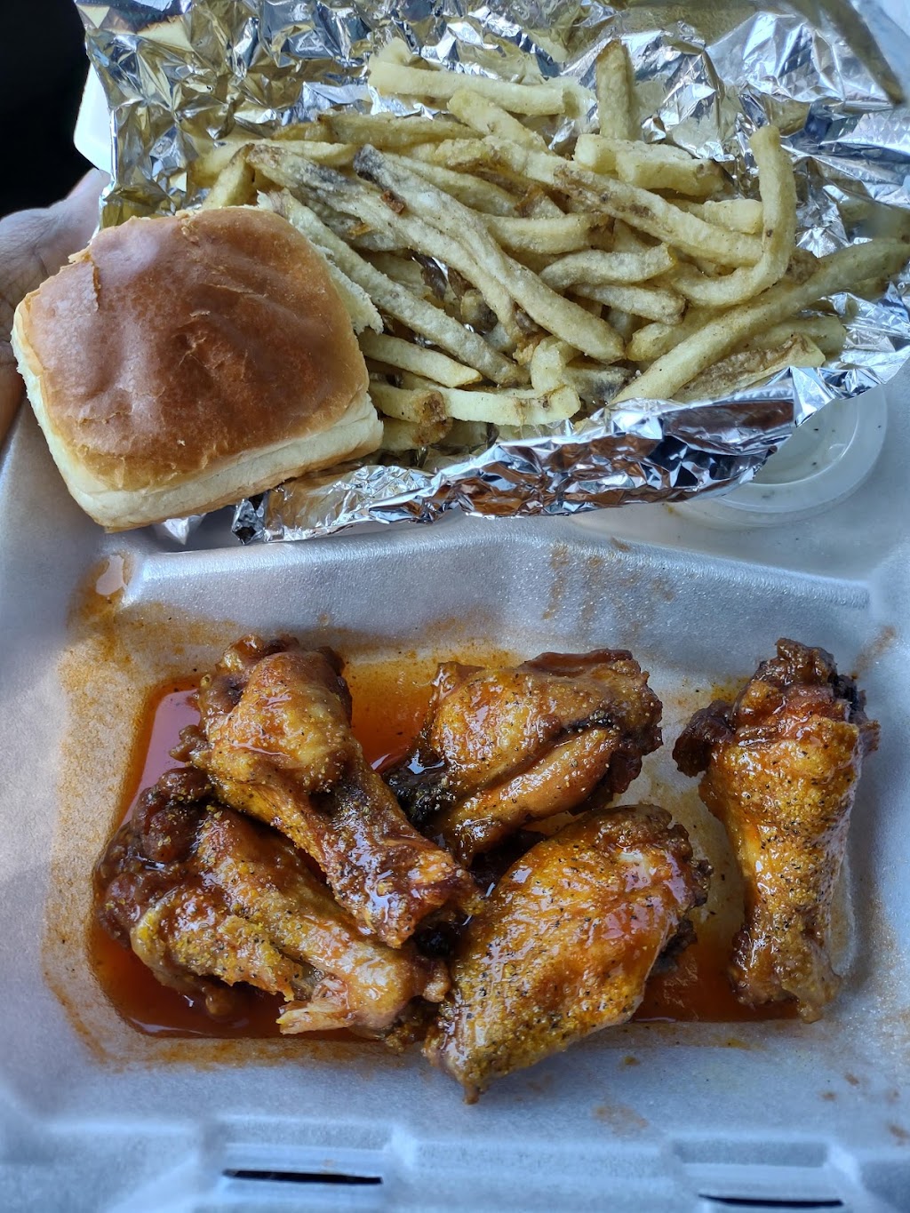 Chicken King | restaurant | 5213 W 65th St, Little Rock, AR 72209, USA | 5015625573 OR +1 501-562-5573