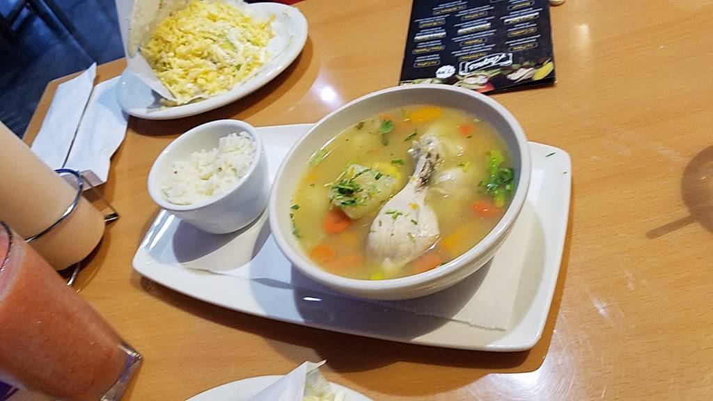 Nicos Arepas Grill | restaurant | 8303 N Armenia Ave, Tampa, FL 33604, USA | 8137037336 OR +1 813-703-7336