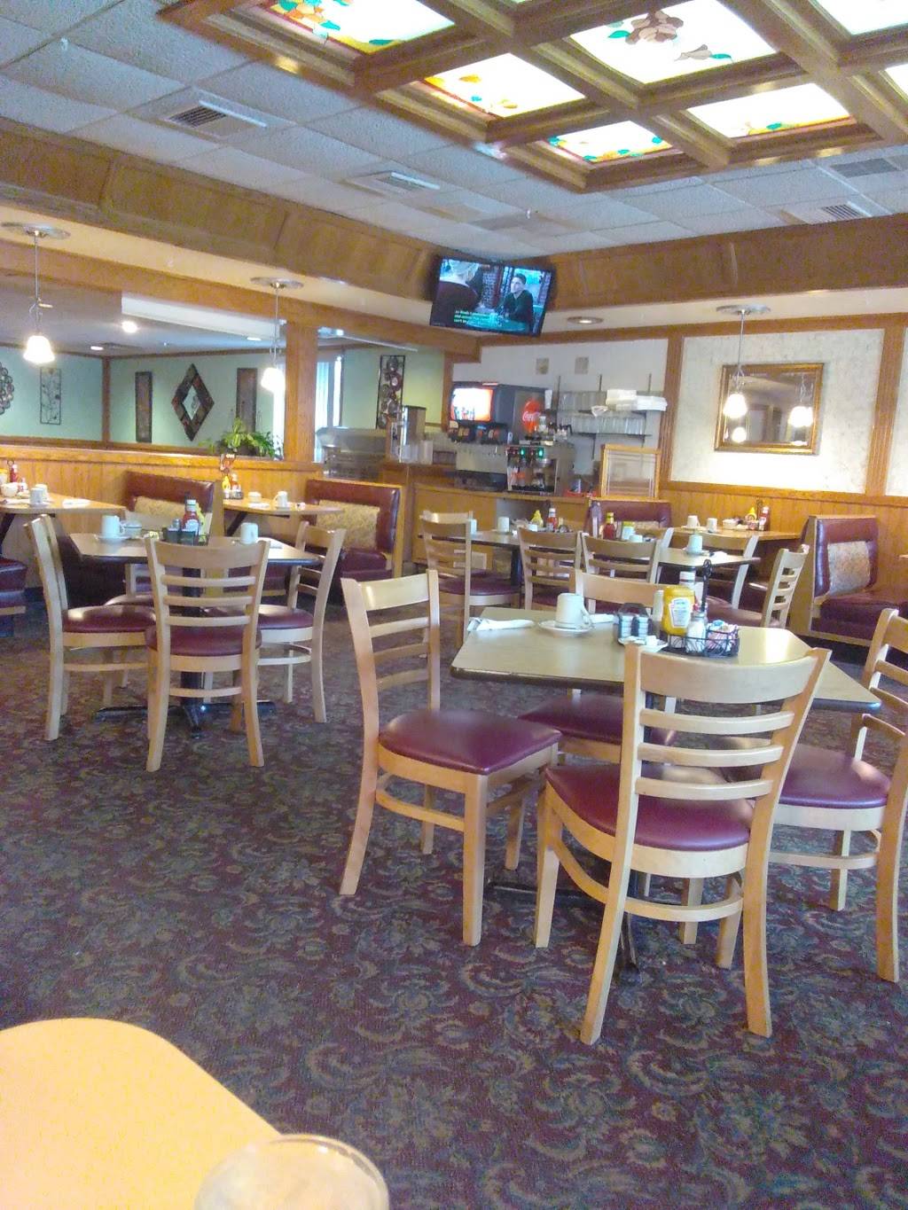 The Spot Restaurant | cafe | 5505, 500 E Broadway, Waukesha, WI 53186, USA | 2624464600 OR +1 262-446-4600