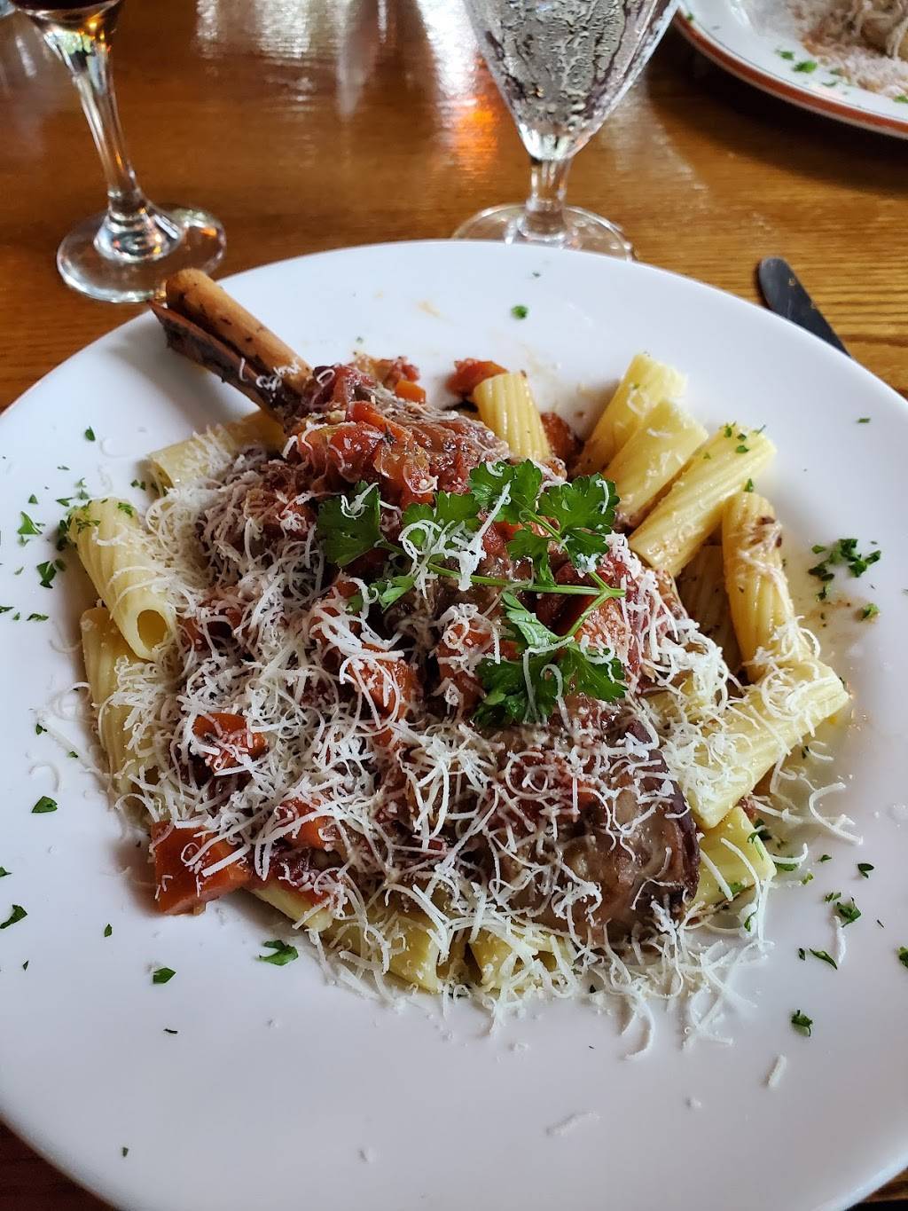 Stellini Italian Restaurant | restaurant | 15 Executive Park Rd, Hilton Head Island, SC 29928, USA | 8437857006 OR +1 843-785-7006