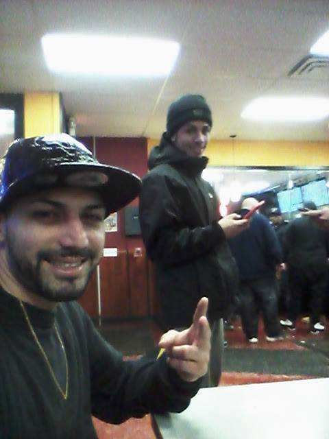 Kennedy Fried Chicken | restaurant | 333 High St, Holyoke, MA 01040, USA | 4135329993 OR +1 413-532-9993