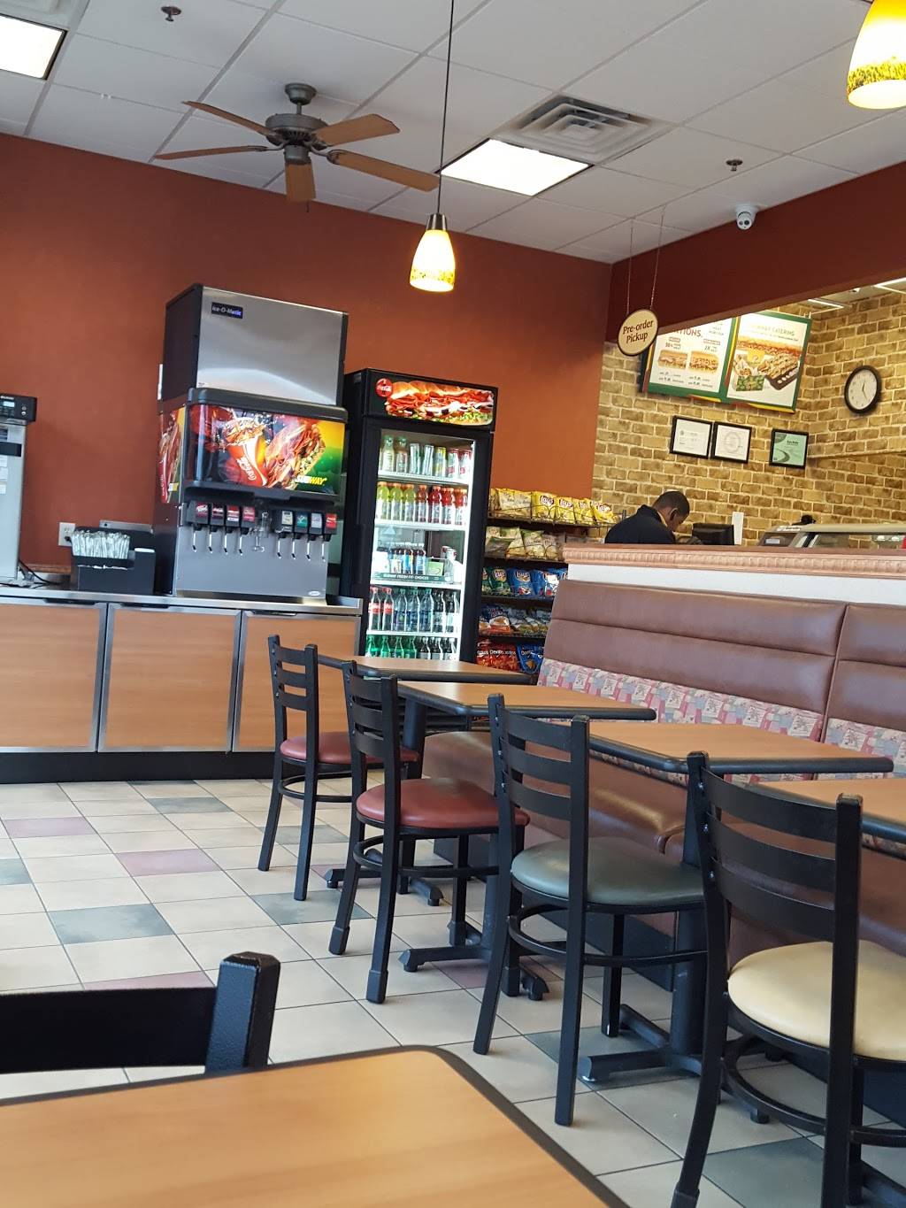 Subway Restaurants | restaurant | 700 Philadelphia Rd #5, Easton, PA 18042, USA | 6102522200 OR +1 610-252-2200