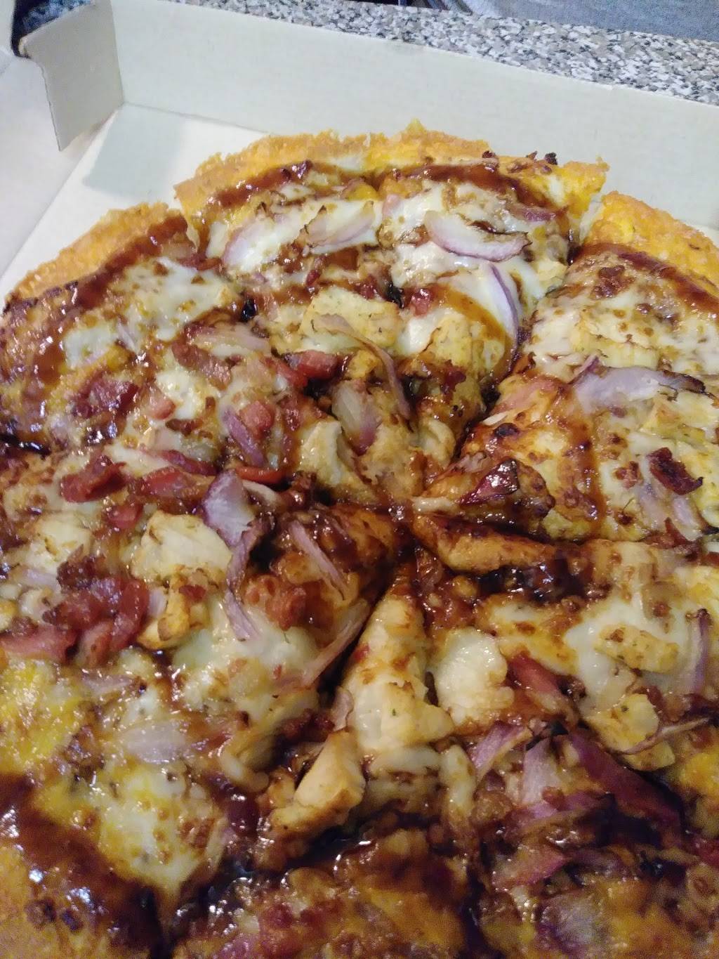 Pizza Hut | restaurant | 5004 NW 34th Blvd, Gainesville, FL 32605, USA | 3523737733 OR +1 352-373-7733