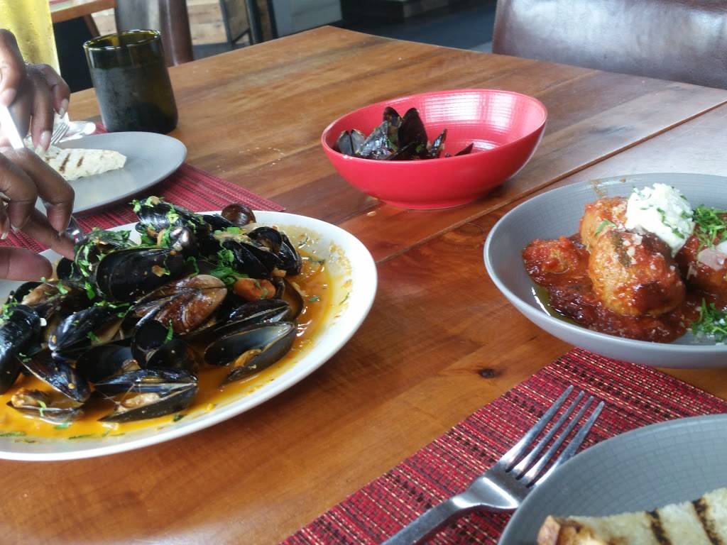 WP Kitchen + Bar | restaurant | 6706 Phillips Pl Ct C, Charlotte, NC 28210, USA | 7042950101 OR +1 704-295-0101