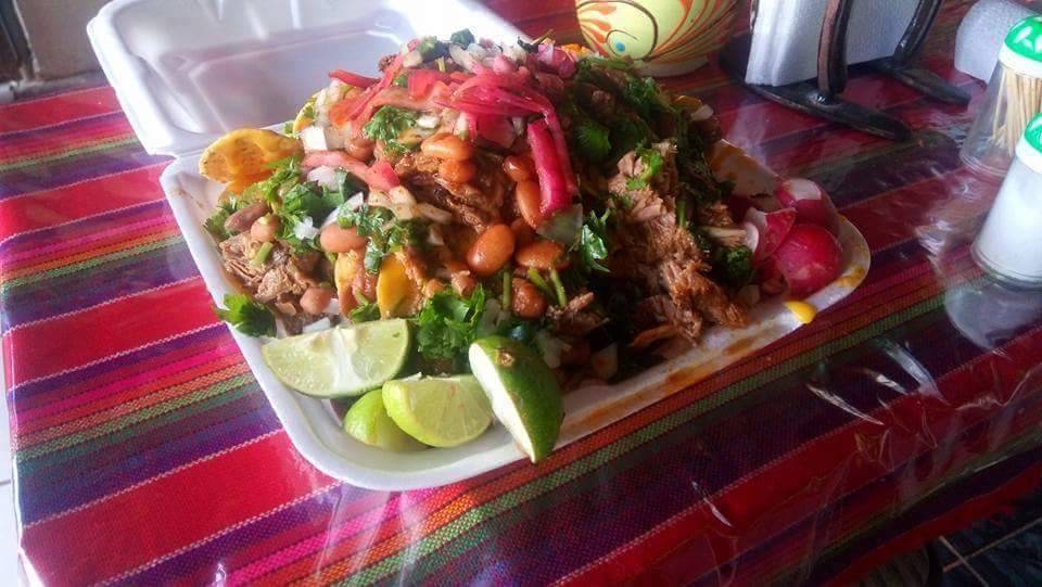 Birria Aztlan | restaurant | 22710, Av. Rampa Quetzalcoatl 7516, Colinas de Aragon, 22710 Rosarito, B.C., Mexico | 016194084908 OR +52 619 408 4908