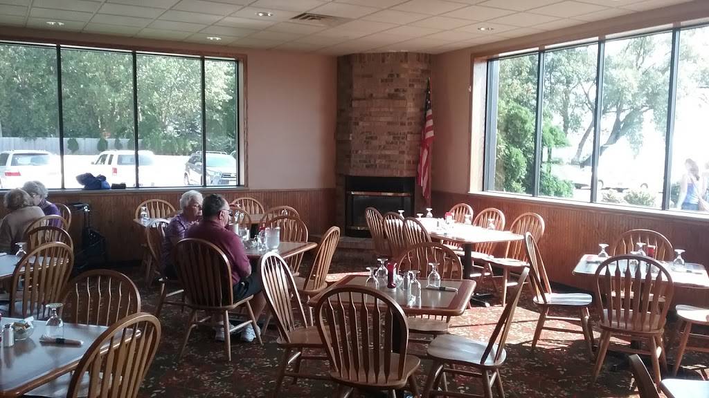 Waverly Beach | restaurant | N8770 Fire Lane 1, Menasha, WI 54952, USA | 9207339721 OR +1 920-733-9721