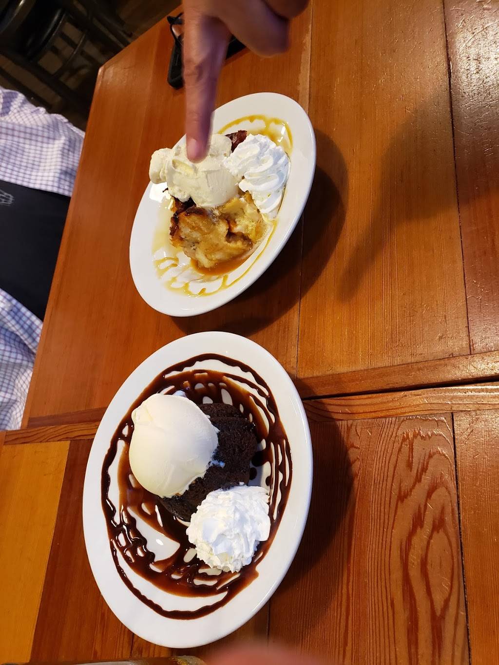 Mos River Road Grill | restaurant | 275 River Rd E, Salinas, CA 93908, USA | 8319987564 OR +1 831-998-7564