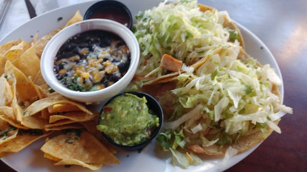 Offshore Tavern & Grill | restaurant | 2253 Morena Blvd, San Diego, CA 92110, USA | 6192762253 OR +1 619-276-2253