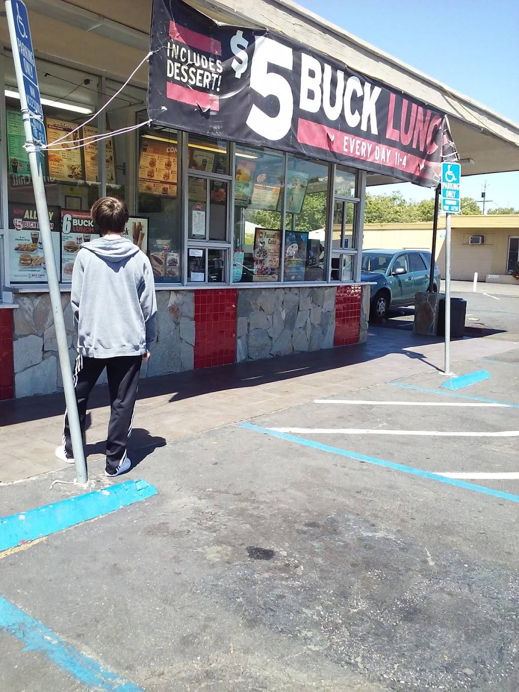 Dairy Queen | restaurant | 2120 Springs Rd, Vallejo, CA 94591, USA | 7076430221 OR +1 707-643-0221