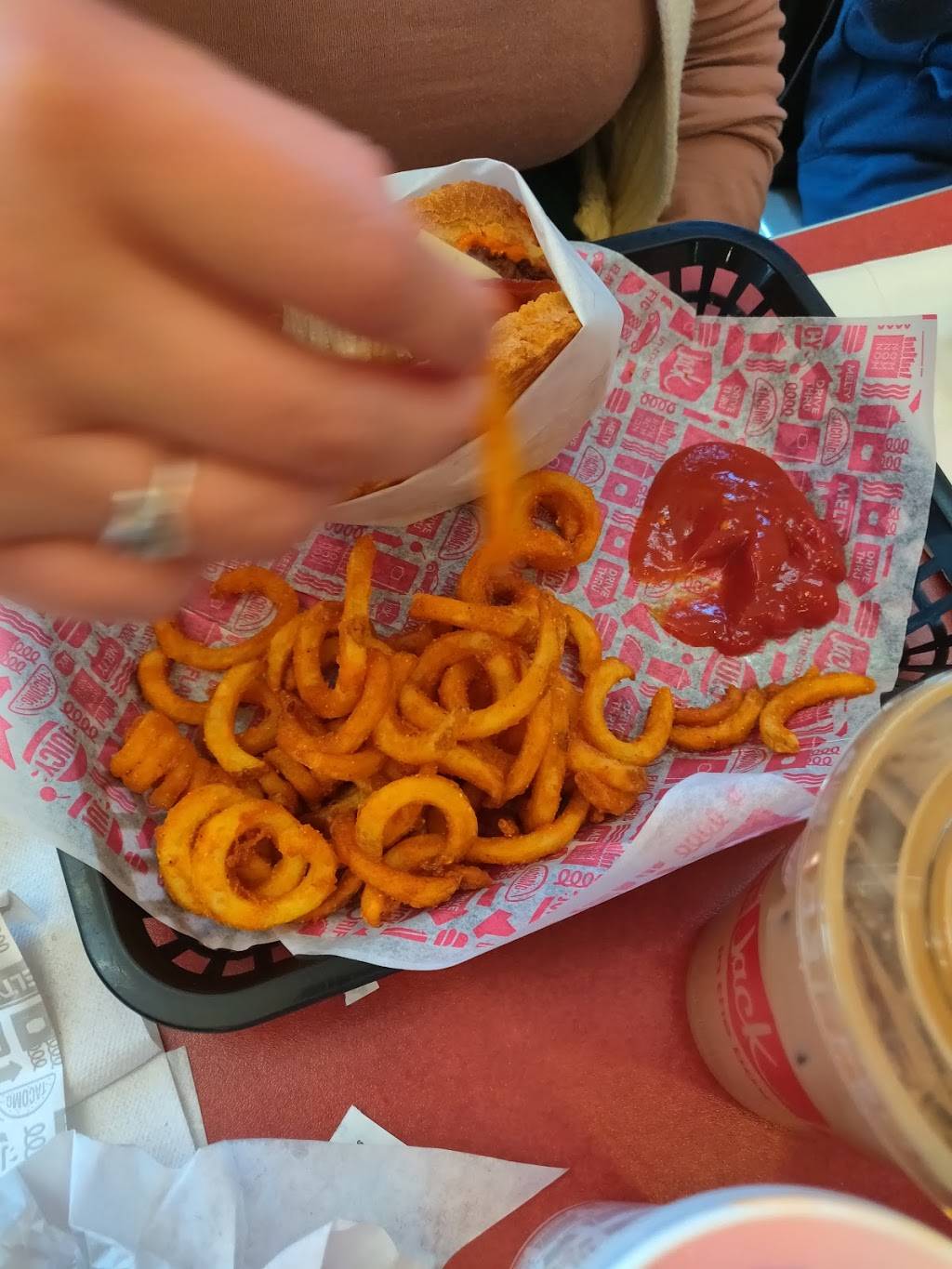 Jack in the Box | restaurant | 5536 Camino Al Norte, North Las Vegas, NV 89031, USA | 7026495222 OR +1 702-649-5222