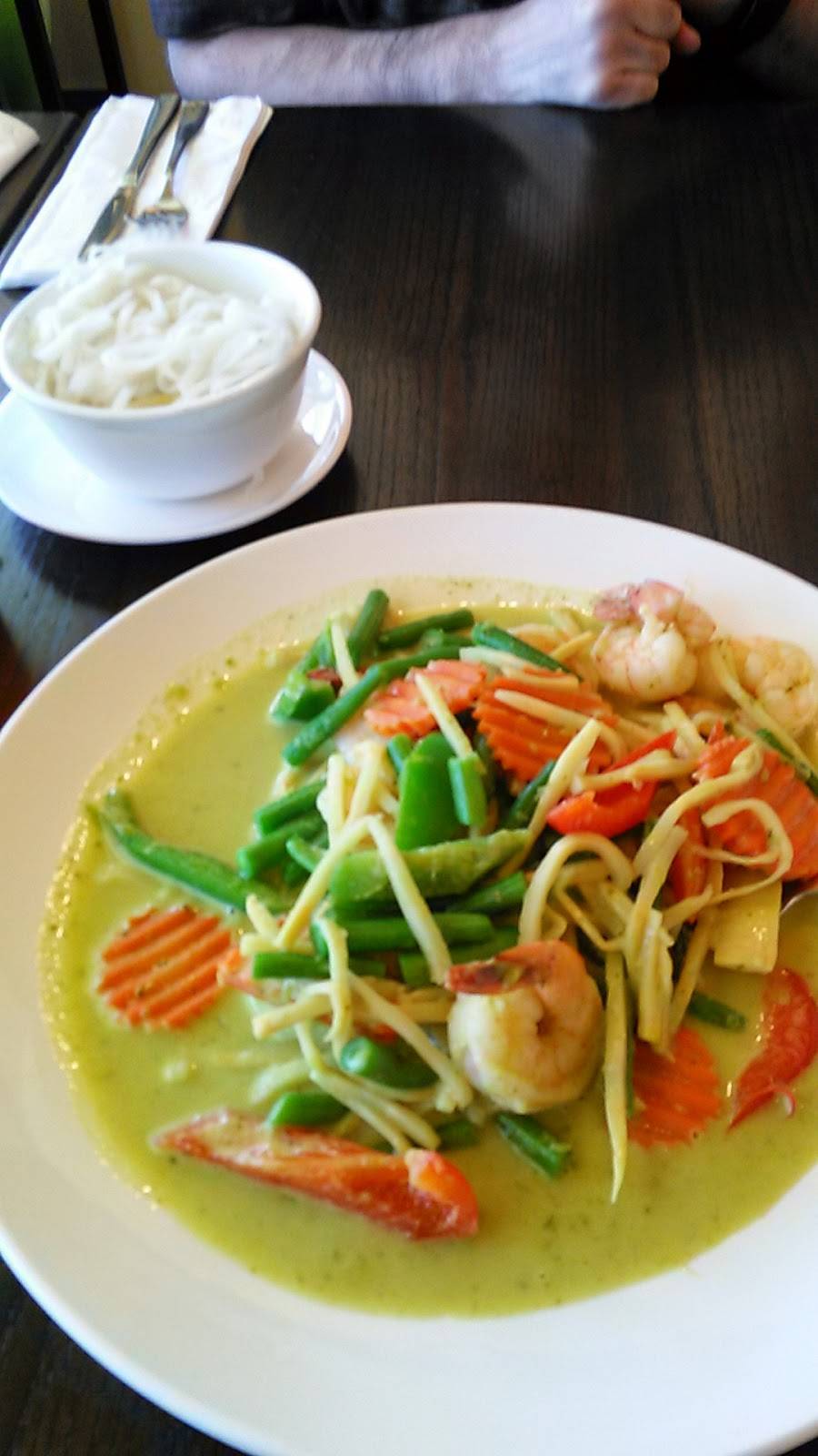 Lemon Grass Thai Kitchen | restaurant | 2801, 3635 W Kennedy Blvd, Tampa, FL 33609, USA | 8135144349 OR +1 813-514-4349