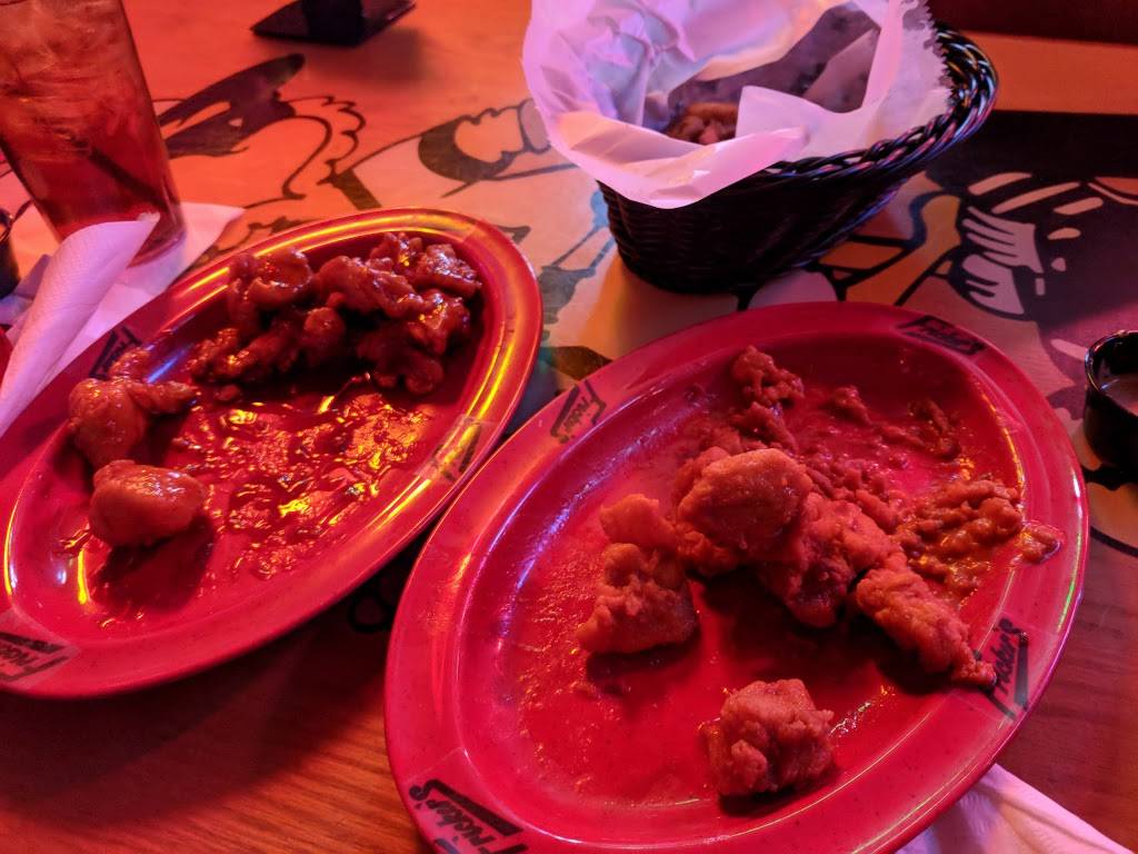 Frickers | restaurant | 6339 Monroe St, Sylvania, OH 43560, USA | 4198852141 OR +1 419-885-2141