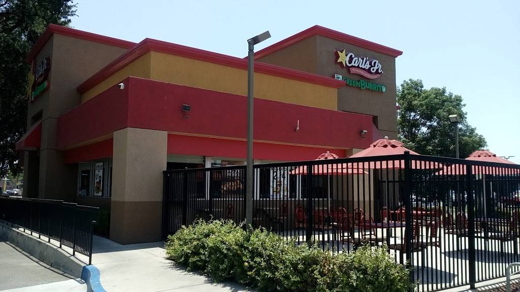 Carls Jr. | restaurant | 1336 E Main St, Visalia, CA 93292, USA | 5597334172 OR +1 559-733-4172