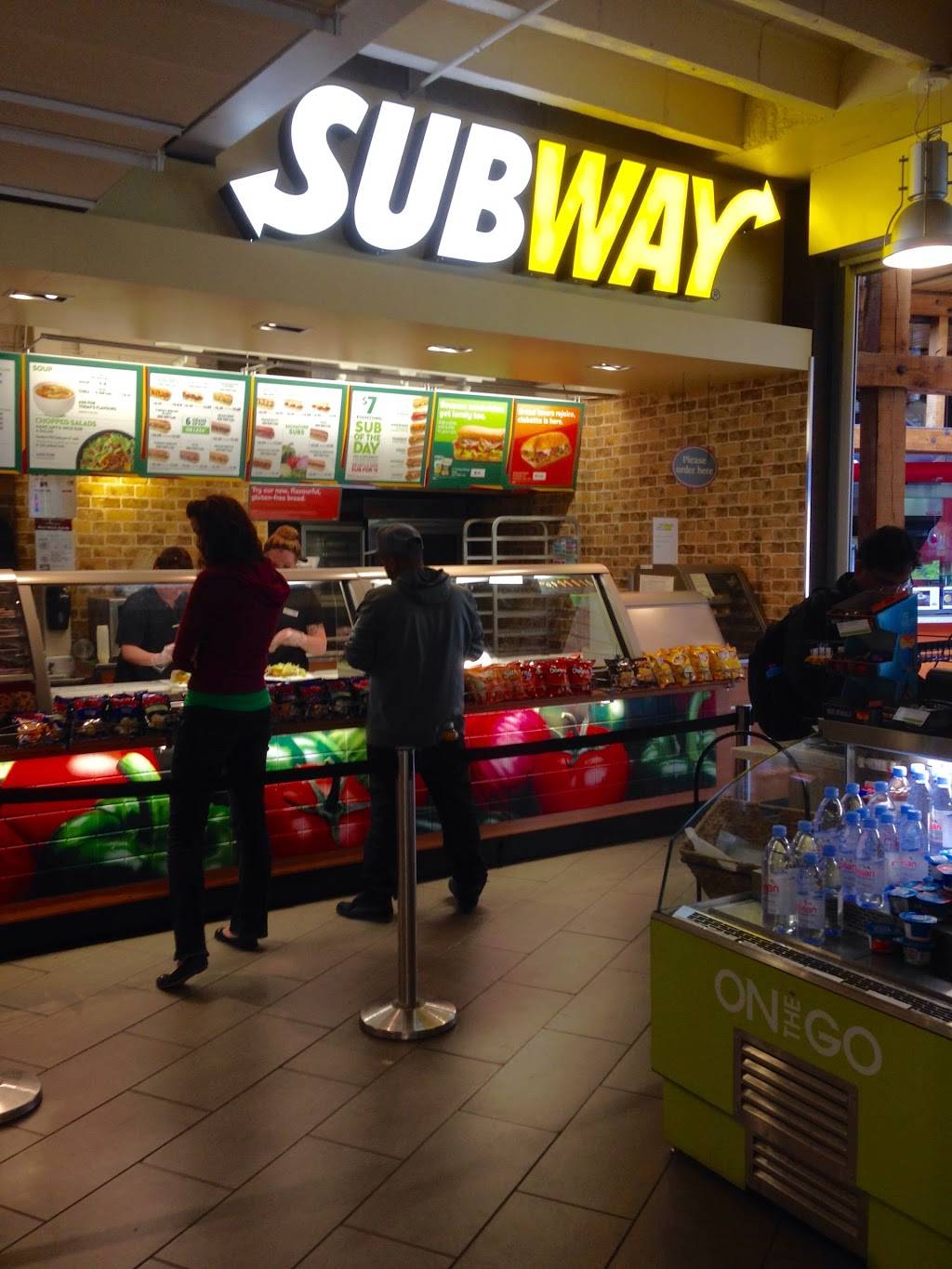 Subway | restaurant | Sheridan College, 1430 Trafalgar Rd, Oakville, ON L6H 2L1, Canada | 6478963884 OR +1 647-896-3884