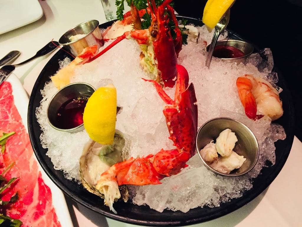 Perrys Steakhouse & Grille | restaurant | 114 W 7th St, Austin, TX 78701, USA | 5124746300 OR +1 512-474-6300