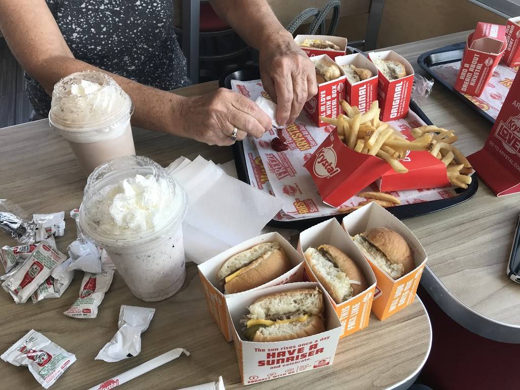 Krystal | restaurant | 815 N 14th St, Leesburg, FL 34748, USA | 3525302520 OR +1 352-530-2520