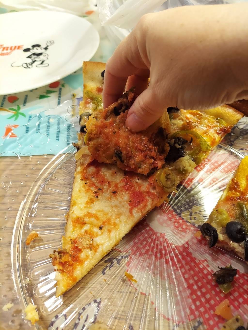 Karvelas pizza co. Newnan | restaurant | 7 Lagrange St, Newnan, GA 30263, USA | 6786335620 OR +1 678-633-5620