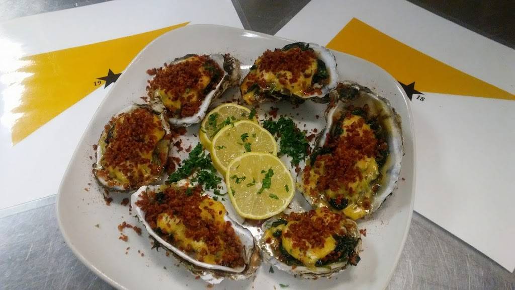 Chiefs Sports Grill | restaurant | 104, 806 Atlas Ave, Killeen, TX 76542, USA | 2546992299 OR +1 254-699-2299