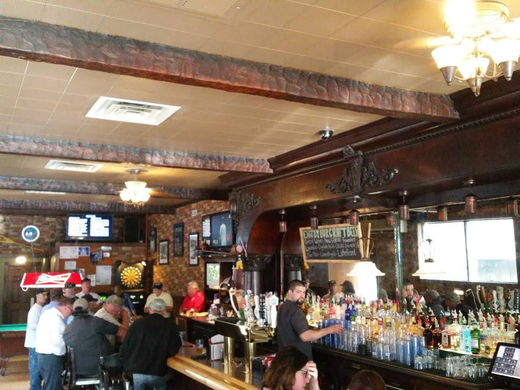Schooner Pub | restaurant | 114 N Franklin St, Port Washington, WI 53074, USA | 2622842258 OR +1 262-284-2258