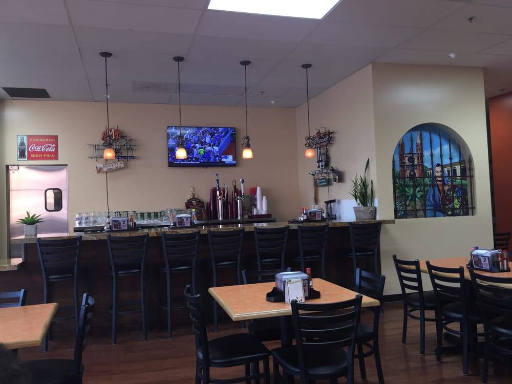 Los Pablos Taqueria Y Birrieria | restaurant | 42425 Jackson St #C-113, Indio, CA 92203, USA | 4424003377 OR +1 442-400-3377