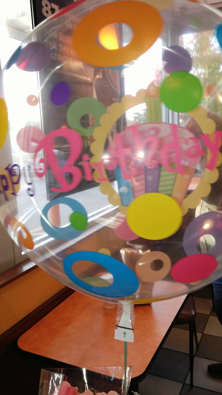 Dunkin | bakery | 7 Freetown Rd, Raymond, NH 03077, USA | 6038954764 OR +1 603-895-4764