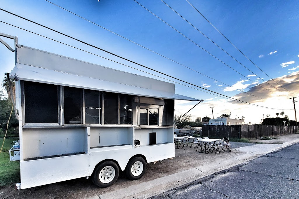 J&As Food Paradise | restaurant | 4248 N 31st Dr, Phoenix, AZ 85017, USA | 6024203903 OR +1 602-420-3903