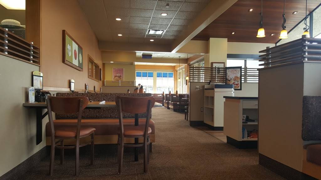 IHOP | restaurant | 297 S Randolph Ave, Brea, CA 92821, USA | 7149904467 OR +1 714-990-4467