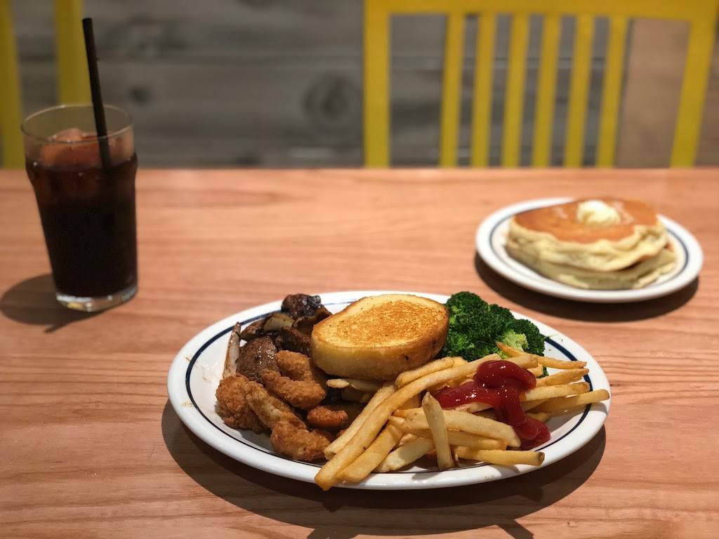 IHOP | restaurant | 3269 Koapaka St, Honolulu, HI 96819, USA | 8084921321 OR +1 808-492-1321