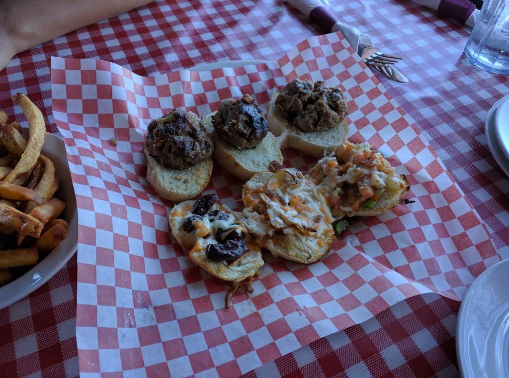 Peppinos Oven ltd | restaurant | 2015 Kingsridge Dr, Oakville, ON L6M 4Y7, Canada | 9054690011 OR +1 905-469-0011