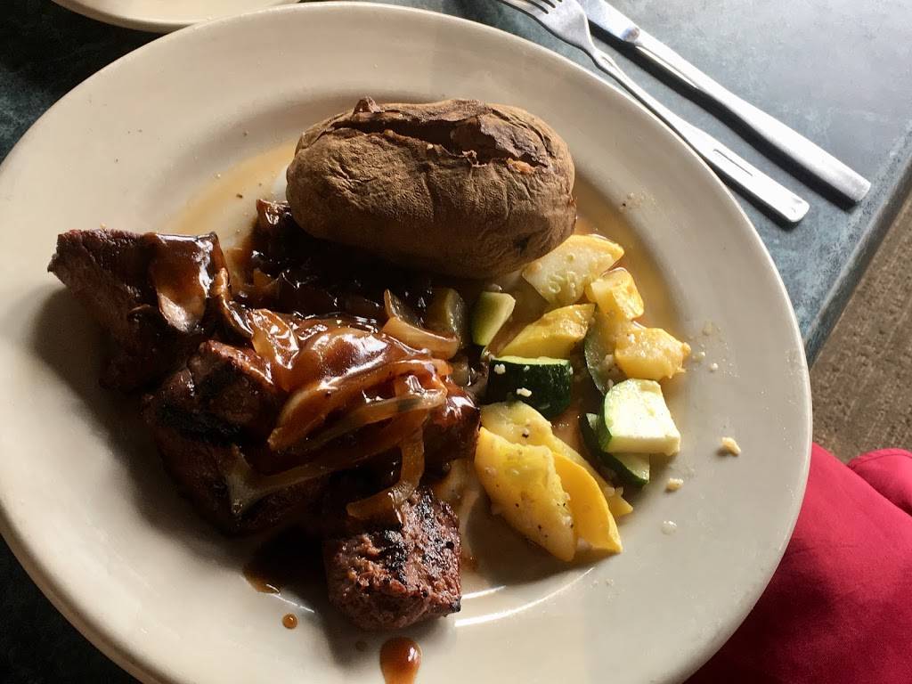 Oxhead Tavern | restaurant | 364 Main St, Sturbridge, MA 01566, USA | 5083477393 OR +1 508-347-7393