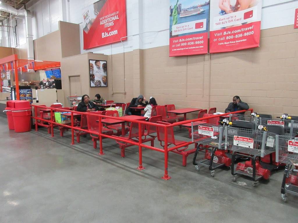 Dunkin Donuts | cafe | BJs Wholesale Club, 137-05 20th Ave, College Point, NY 11356, USA | 7183599703 OR +1 718-359-9703