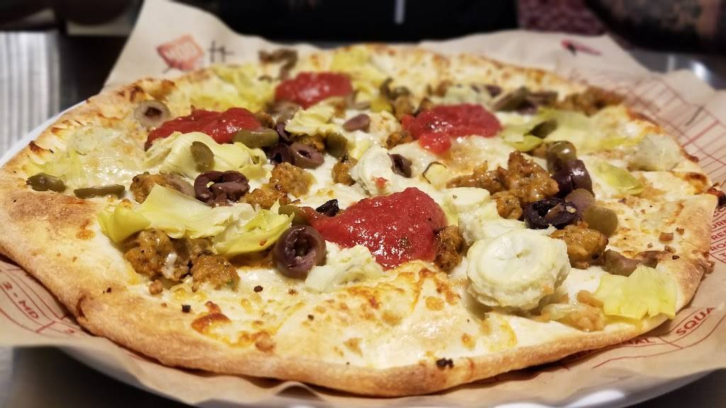 MOD Pizza | restaurant | 160 W Town Square Way #100, Oak Creek, WI 53154, USA | 2623300027 OR +1 262-330-0027